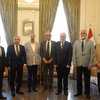 سفير العراق لدى المملكة المتحدة يستقبل وفد من السجناء السياسيين