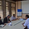 لويس مرقوس مدير مشروع الموازنة التشاركية، مع فريق من تحالف الاقليات العراقية، يطلع على برامج التنمية في دهوك