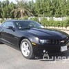  شباب بصريون يتسابقون بسياراتهم داخل القصور التي خلفها صدام في البصرة