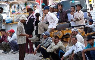 منظمة دولية تدخل برامج لتمكين شباب عاطلين وتطوير مهاراتهم