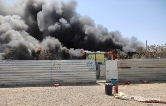 حريق يلتهم كرفانات للنازحين في مخيم تازدي بكردستان
