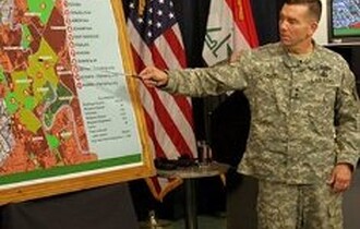 كالدويل يؤكد سعي الشرطة العراقية إلى تعزيز قدراتها لحماية العراقيين من الأخطار
