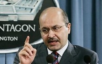 نائب رئيس الحكومة العراقية يؤكد تقدم مشروع الديموقراطية في العراق رغم العراقيل