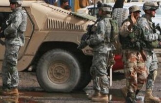 استمرار أعمال العنف في العراق ومقتل أربعة جنود أميركيين في الأنبار  