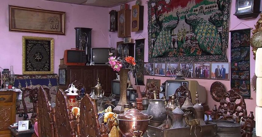 عراقي يحول بيته في الموصل إلى متحف لصون التراث