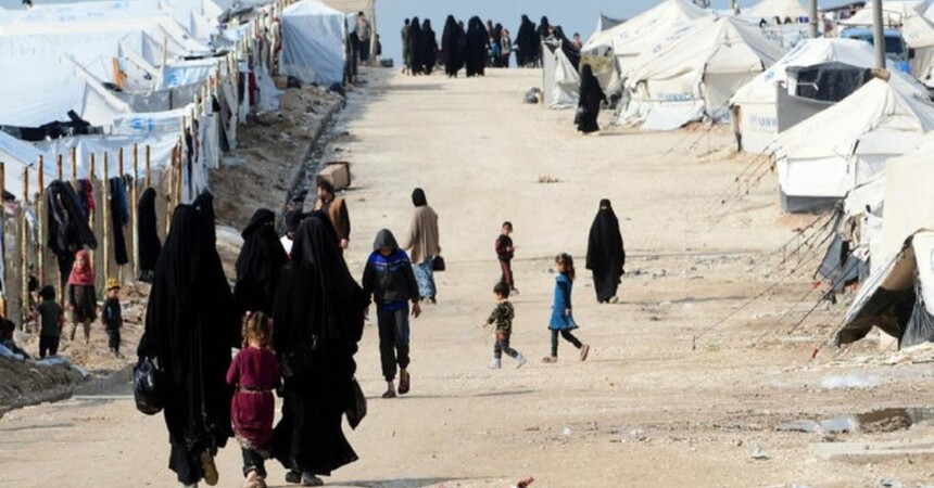 توطين نازحي مخيم الهول في العراق من دون تأهيل يعيد انتاج البيئة المتطرفة