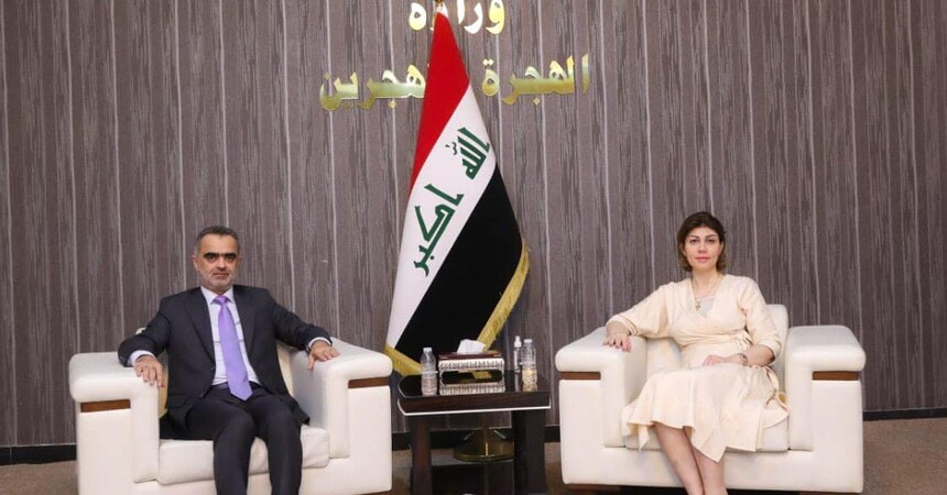 نائب يدعو لعدم السماح باتخاذ النازحين رهينة عند جهة سياسية