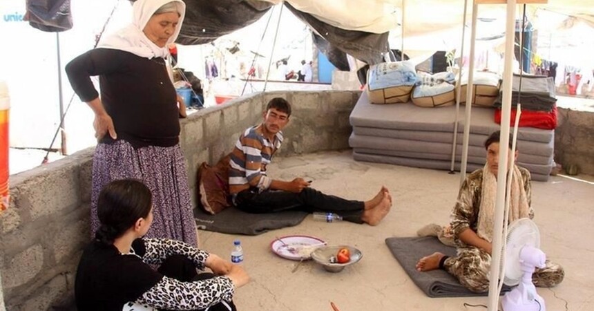 800 أسرة إيزيدية تصل سنجار خلال 48 ساعة بسبب