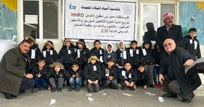 بدعم من منظمة التضامن المسيحي الدولية منظمة حمورابي توزع قماصل شتوية للنازحين واللاجئين