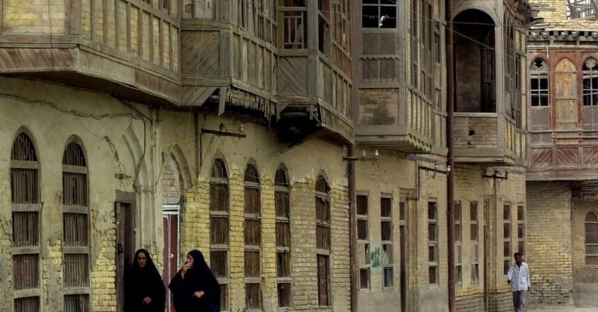 مع موجة الزلازل.. الدفاع المدني تحذر من مبانٍ {آيلة للسقوط} في العراق