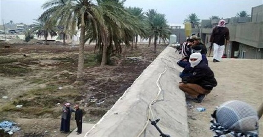 مقتل وإصابة سبعة عناصر من