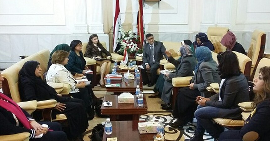 • السيدة باسكال وردا تشارك في اجتماعا عقدته لجنة و متابعة و تنفيذ المصالحة الوطنية تم خلاله مناقشة دور المرأة في ذلك
