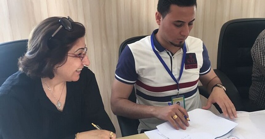 •	السيدة باسكال وردا تتفقد مدينة قرقوش في محافظة نينوى وتشرف على توزيع المنح المالية على عدد من اصحاب الدور المتضررة من اجل اعادة اعمارها