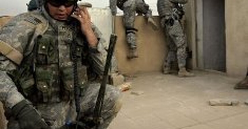 بتريوس يعلن بدء حملة مكثفة ضد مواقع القاعدة في بغداد ومحيطها
