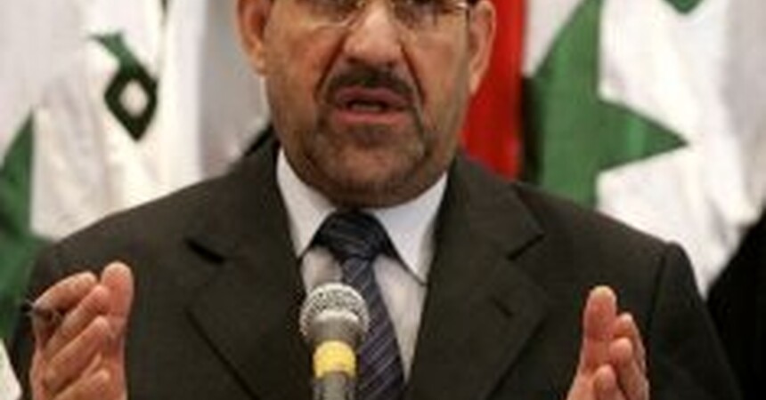 المالكي يؤكد قرب الإعلان عن حكومته الجديدة والدليمي ينفي التوصل إلى توافق حولها